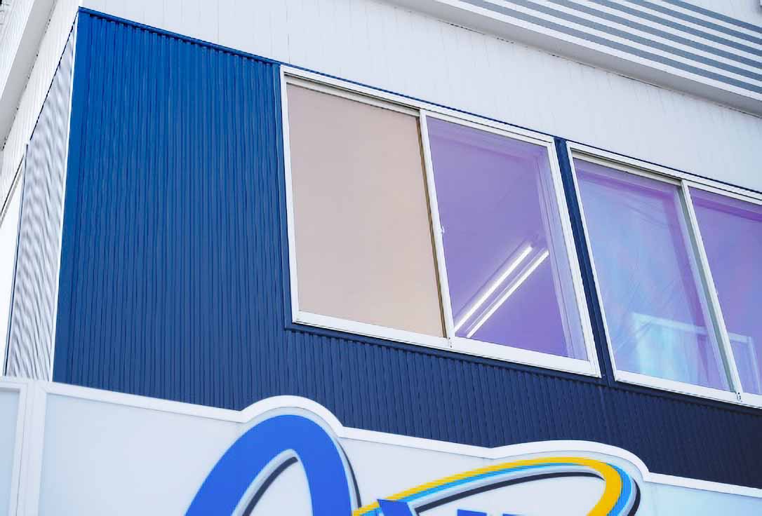 建物のガラス窓